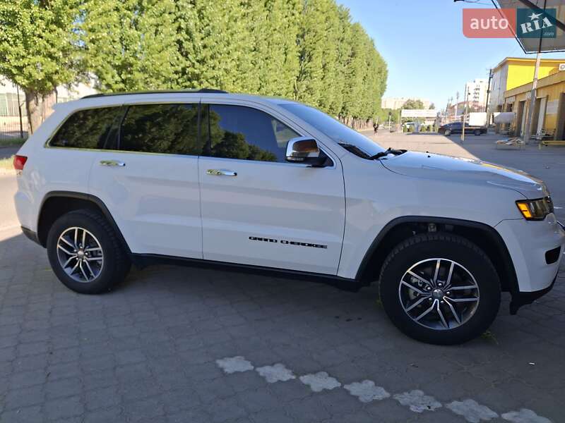 Внедорожник / Кроссовер Jeep Grand Cherokee 2018 в Черкассах