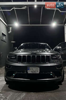 Внедорожник / Кроссовер Jeep Grand Cherokee 2016 в 