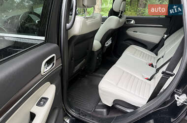 Позашляховик / Кросовер Jeep Grand Cherokee 2018 в 