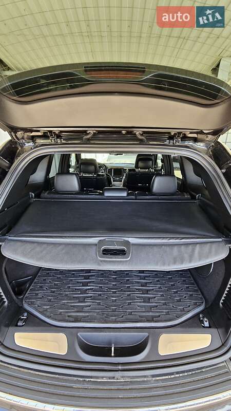 Позашляховик / Кросовер Jeep Grand Cherokee 2014 в Києві