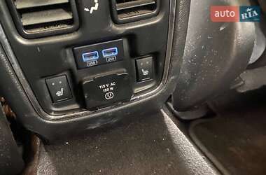 Внедорожник / Кроссовер Jeep Grand Cherokee 2019 в 