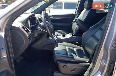Внедорожник / Кроссовер Jeep Grand Cherokee 2015 в 