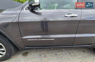 Внедорожник / Кроссовер Jeep Grand Cherokee 2015 в 