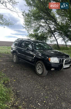 Внедорожник / Кроссовер Jeep Grand Cherokee 2002 в 