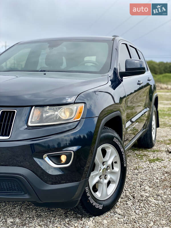 Позашляховик / Кросовер Jeep Grand Cherokee 2016 в Новояворівську