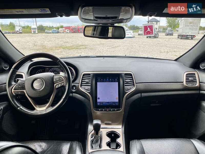 Позашляховик / Кросовер Jeep Grand Cherokee 2016 в Новояворівську