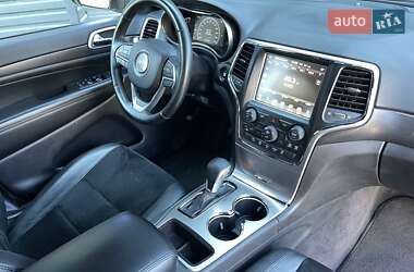 Позашляховик / Кросовер Jeep Grand Cherokee 2017 в 