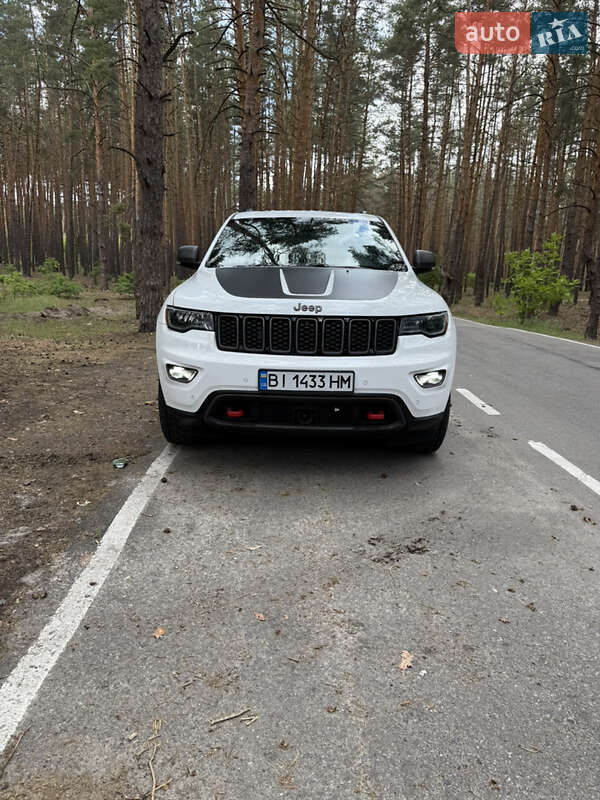 Внедорожник / Кроссовер Jeep Grand Cherokee 2017 в Полтаве
