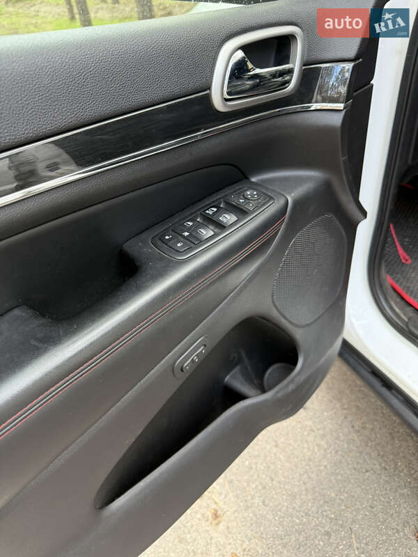 Внедорожник / Кроссовер Jeep Grand Cherokee 2017 в Полтаве
