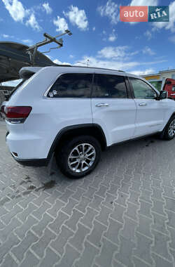 Позашляховик / Кросовер Jeep Grand Cherokee 2015 в 
