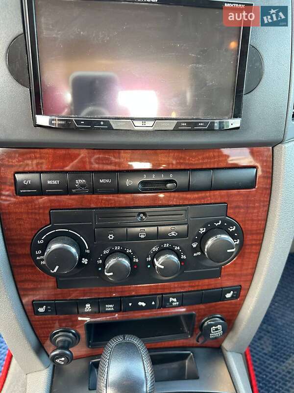 Внедорожник / Кроссовер Jeep Grand Cherokee 2006 в Андреевке фото 13 Внедорожник / Кроссовер Jeep Grand Cherokee 2006 в Андреевке