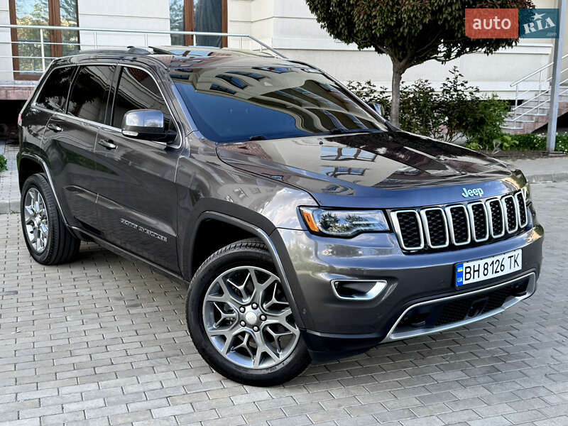 Позашляховик / Кросовер Jeep Grand Cherokee 2018 в 