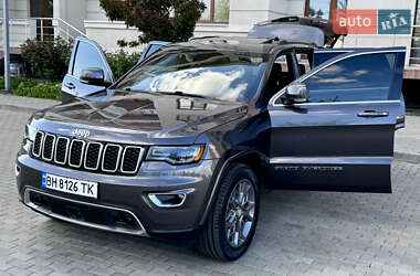Позашляховик / Кросовер Jeep Grand Cherokee 2018 в 
