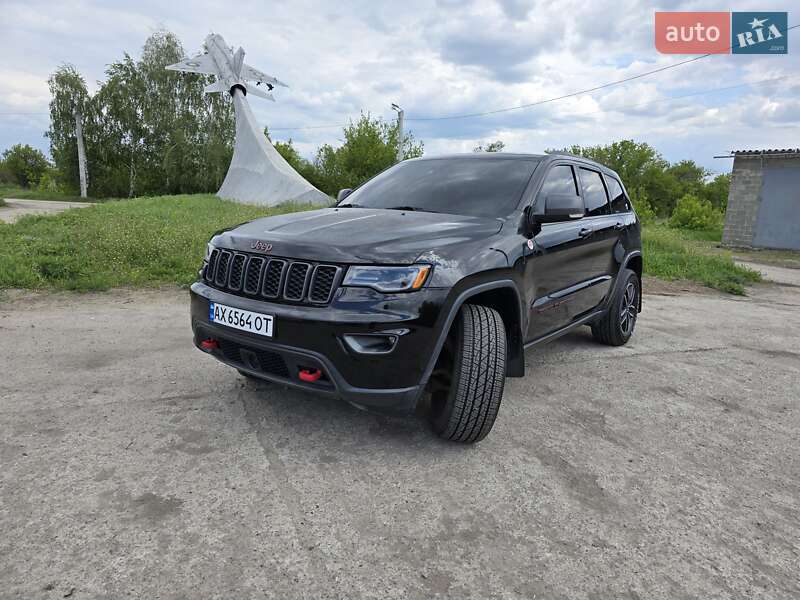 Позашляховик / Кросовер Jeep Grand Cherokee 2018 в Харкові