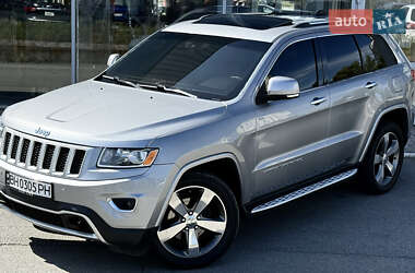 Позашляховик / Кросовер Jeep Grand Cherokee 2014 в 