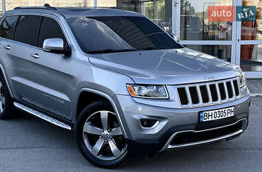 Позашляховик / Кросовер Jeep Grand Cherokee 2014 в 