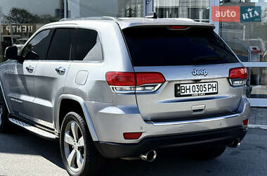 Позашляховик / Кросовер Jeep Grand Cherokee 2014 в 