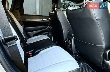 Позашляховик / Кросовер Jeep Grand Cherokee 2014 в 