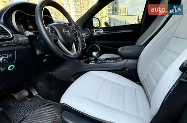 Позашляховик / Кросовер Jeep Grand Cherokee 2014 в 