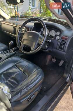 Внедорожник / Кроссовер Jeep Grand Cherokee 2002 в Ивано-Франковске