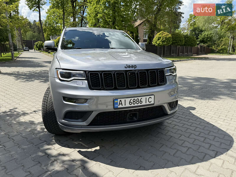 Внедорожник / Кроссовер Jeep Grand Cherokee 2019 в Киеве