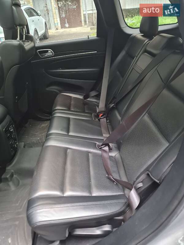 Внедорожник / Кроссовер Jeep Grand Cherokee 2019 в Киеве