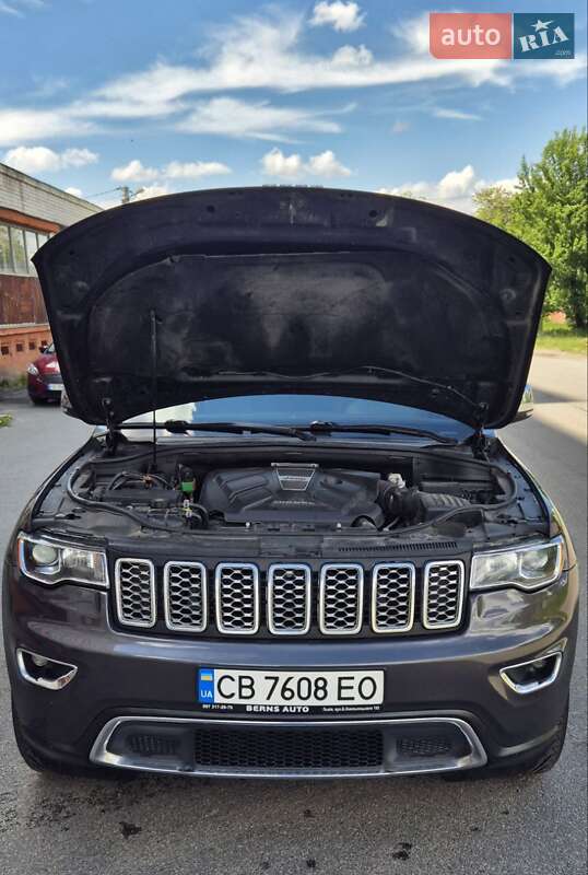 Позашляховик / Кросовер Jeep Grand Cherokee 2018 в Чернігові