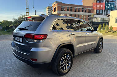 Позашляховик / Кросовер Jeep Grand Cherokee 2021 в 