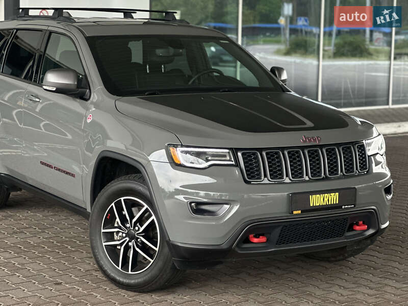 Внедорожник / Кроссовер Jeep Grand Cherokee 2020 в Киеве