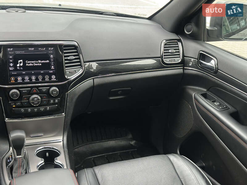 Внедорожник / Кроссовер Jeep Grand Cherokee 2020 в Киеве