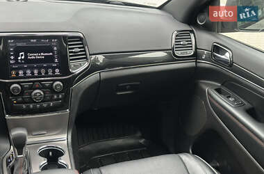 Позашляховик / Кросовер Jeep Grand Cherokee 2020 в 