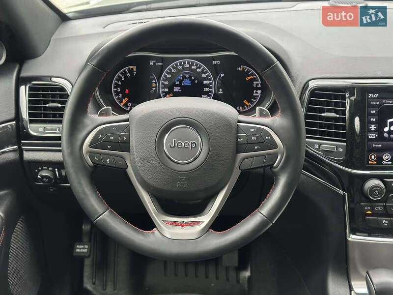 Внедорожник / Кроссовер Jeep Grand Cherokee 2020 в Киеве