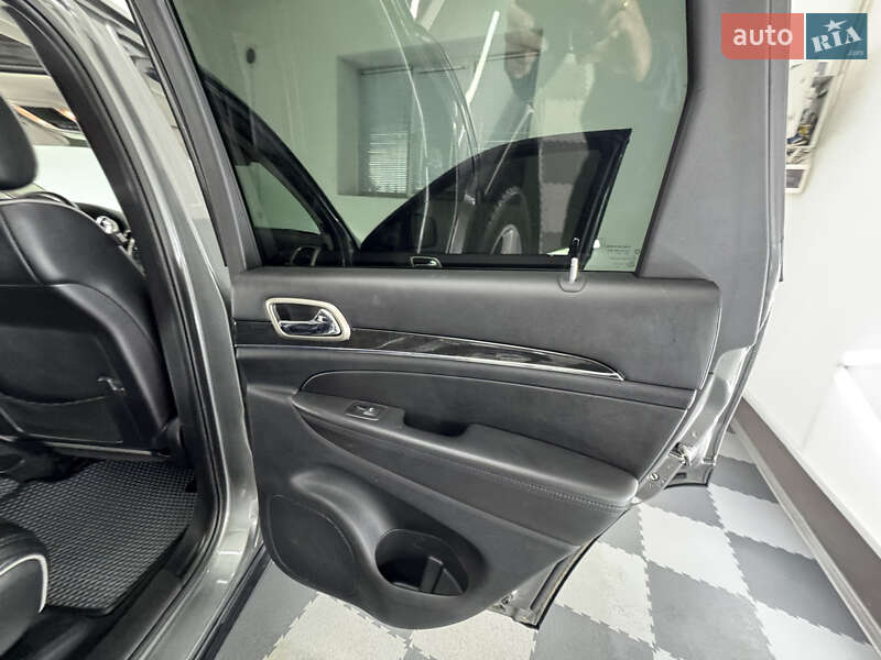 Внедорожник / Кроссовер Jeep Grand Cherokee 2011 в Трускавце