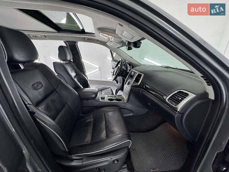 Внедорожник / Кроссовер Jeep Grand Cherokee 2011 в Трускавце