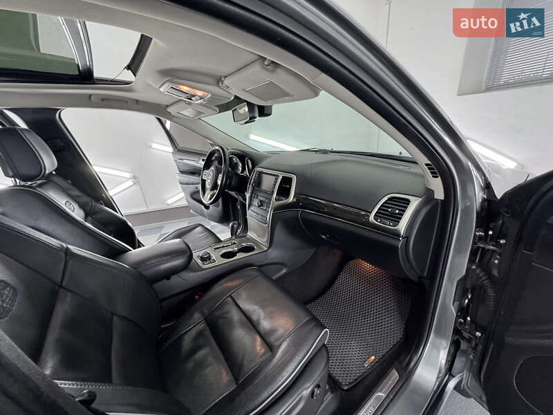 Внедорожник / Кроссовер Jeep Grand Cherokee 2011 в Трускавце