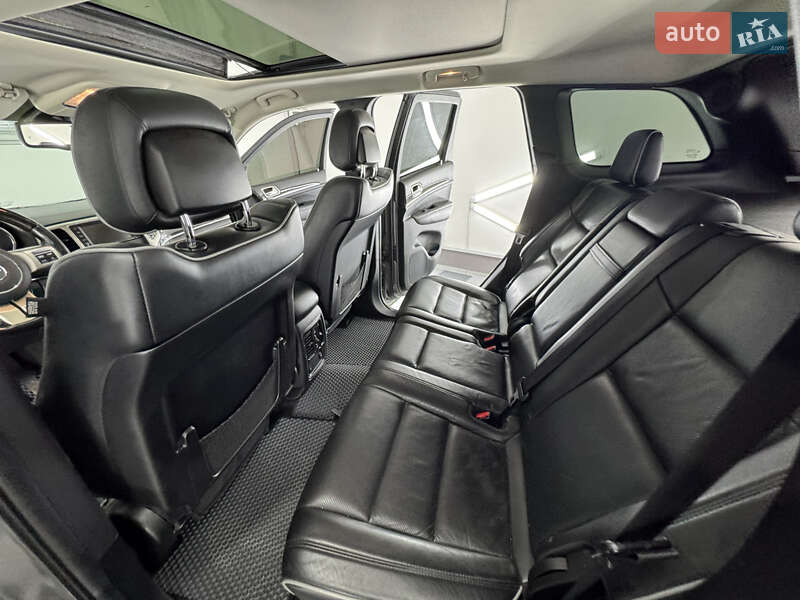 Внедорожник / Кроссовер Jeep Grand Cherokee 2011 в Трускавце