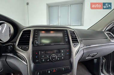 Внедорожник / Кроссовер Jeep Grand Cherokee 2011 в 