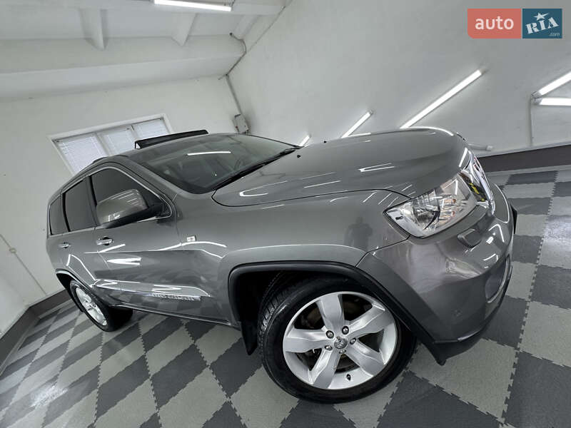 Внедорожник / Кроссовер Jeep Grand Cherokee 2011 в Трускавце