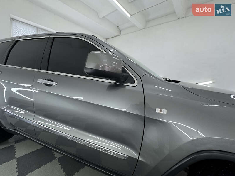 Внедорожник / Кроссовер Jeep Grand Cherokee 2011 в Трускавце