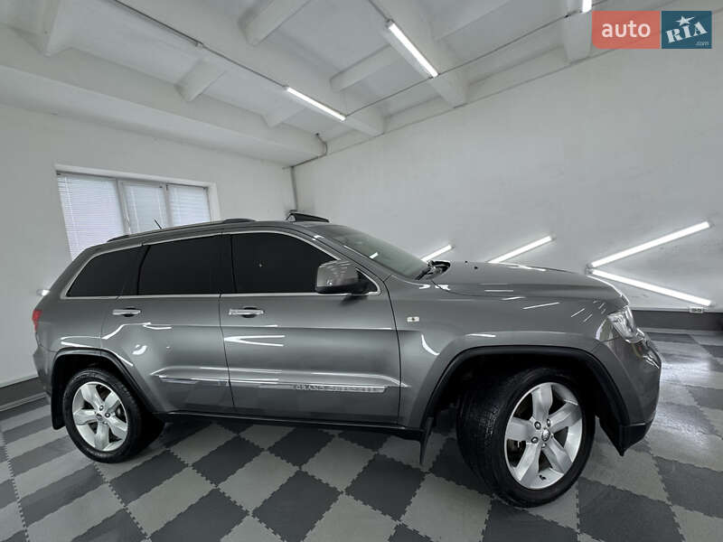Внедорожник / Кроссовер Jeep Grand Cherokee 2011 в Трускавце
