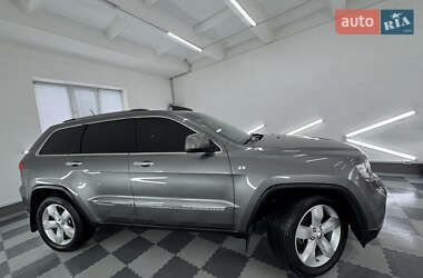 Внедорожник / Кроссовер Jeep Grand Cherokee 2011 в 
