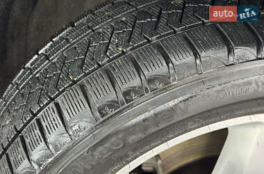 Внедорожник / Кроссовер Jeep Grand Cherokee 2011 в 