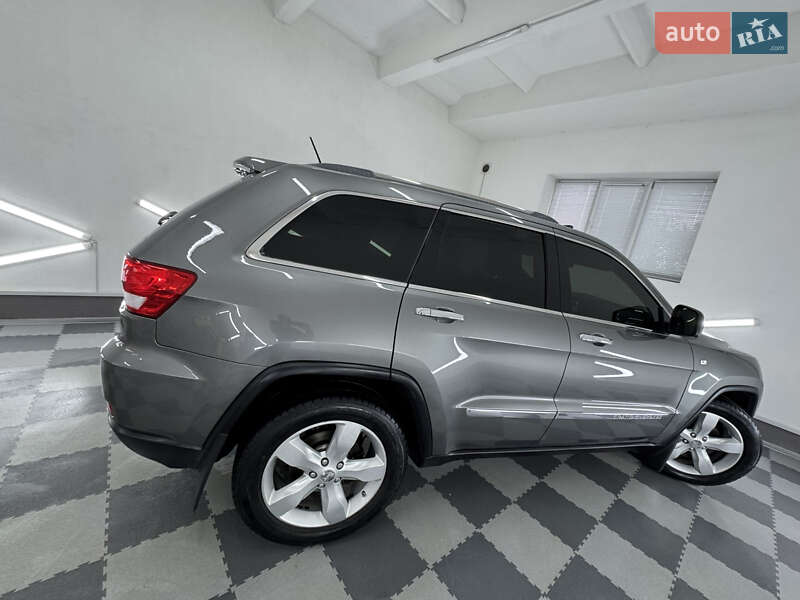 Внедорожник / Кроссовер Jeep Grand Cherokee 2011 в Трускавце