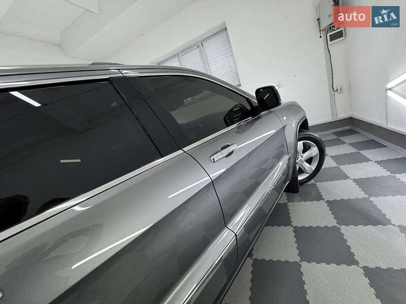 Внедорожник / Кроссовер Jeep Grand Cherokee 2011 в Трускавце