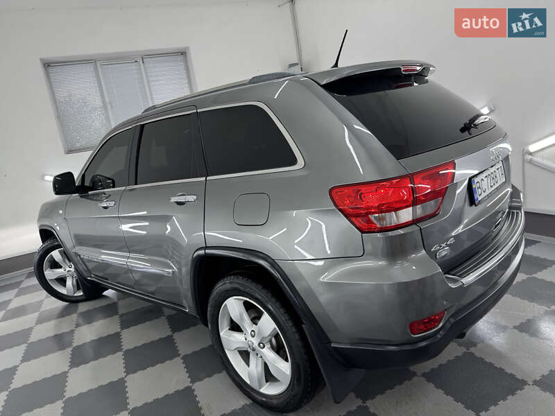 Внедорожник / Кроссовер Jeep Grand Cherokee 2011 в Трускавце