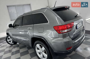 Внедорожник / Кроссовер Jeep Grand Cherokee 2011 в 