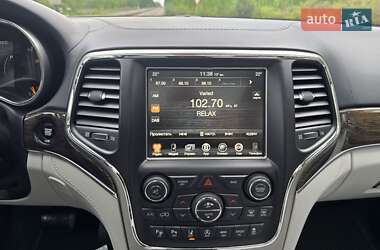 Внедорожник / Кроссовер Jeep Grand Cherokee 2017 в 