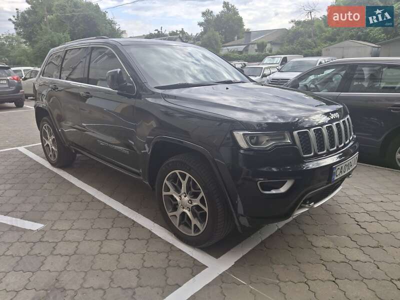 Внедорожник / Кроссовер Jeep Grand Cherokee 2021 в Черкассах