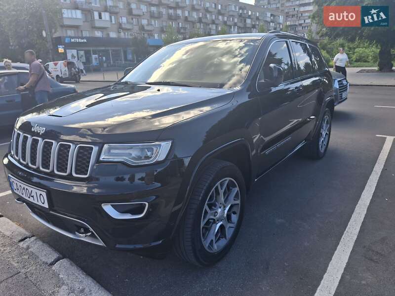 Внедорожник / Кроссовер Jeep Grand Cherokee 2021 в Черкассах