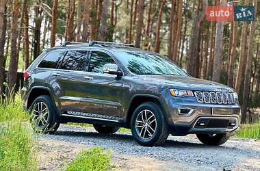 Внедорожник / Кроссовер Jeep Grand Cherokee 2018 в Киеве